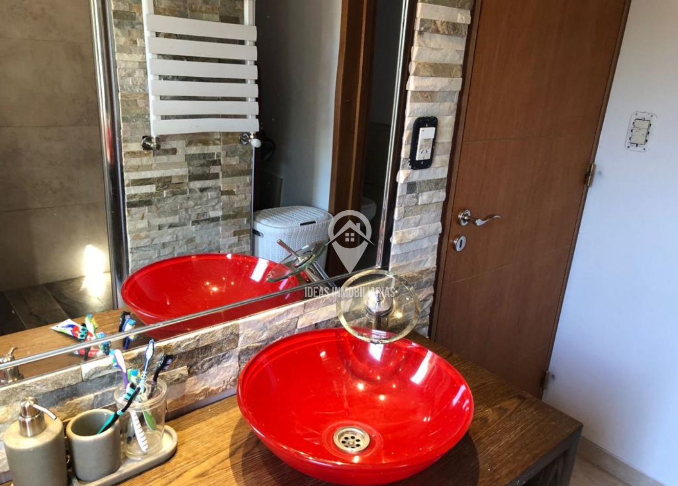 Casa de Lujo en Venta - Calle Loncopue 1400