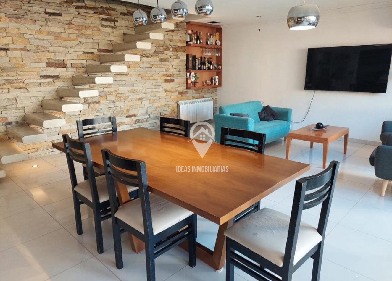 Casa de Lujo en Venta - Calle Loncopue 1400