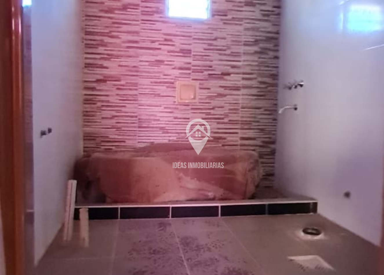 Amplia Casa en Venta B° Urbanizacion Bosch