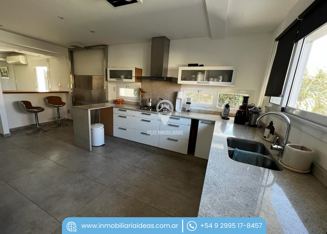 Exclusiva Casa en Barrio Rincon Club de Campo
