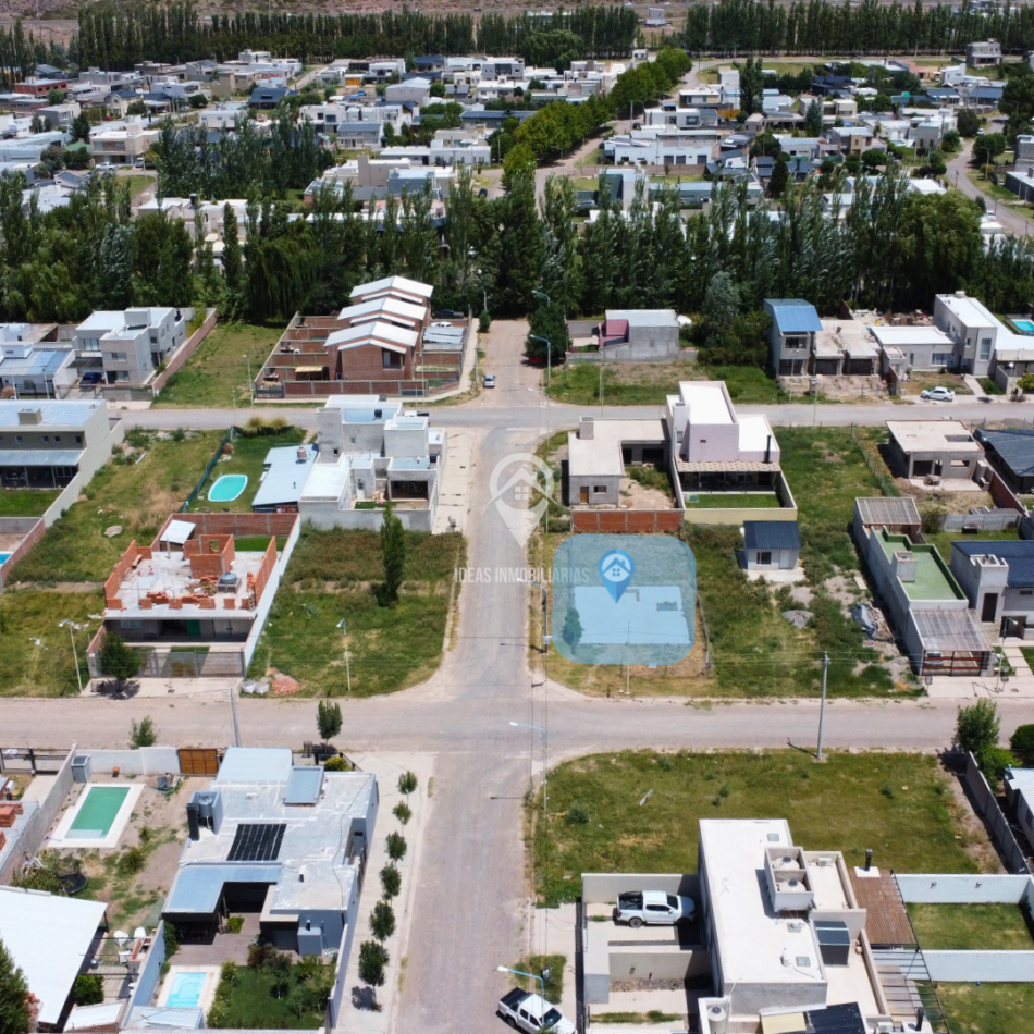 Lote en Esquina en Barrio Rincon del Valle, Centenario