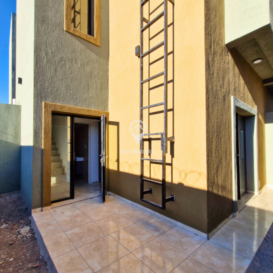 Duplex 3 dormitorios | Barrio Dos Rios