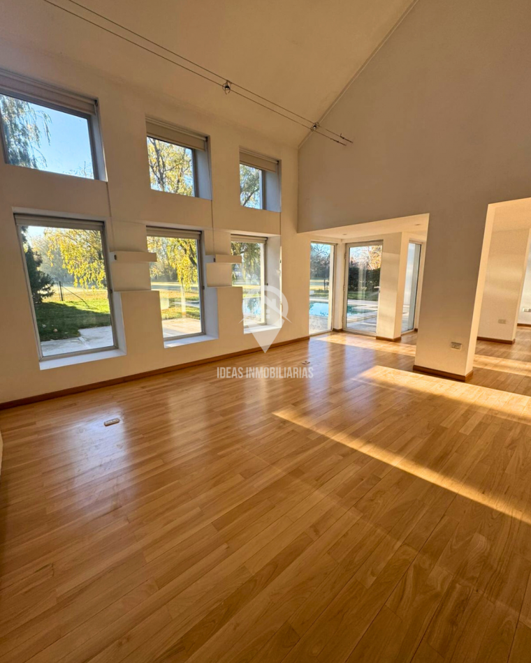 Casa en venta - El Rincon Club de Campo, Neuquen Capital 