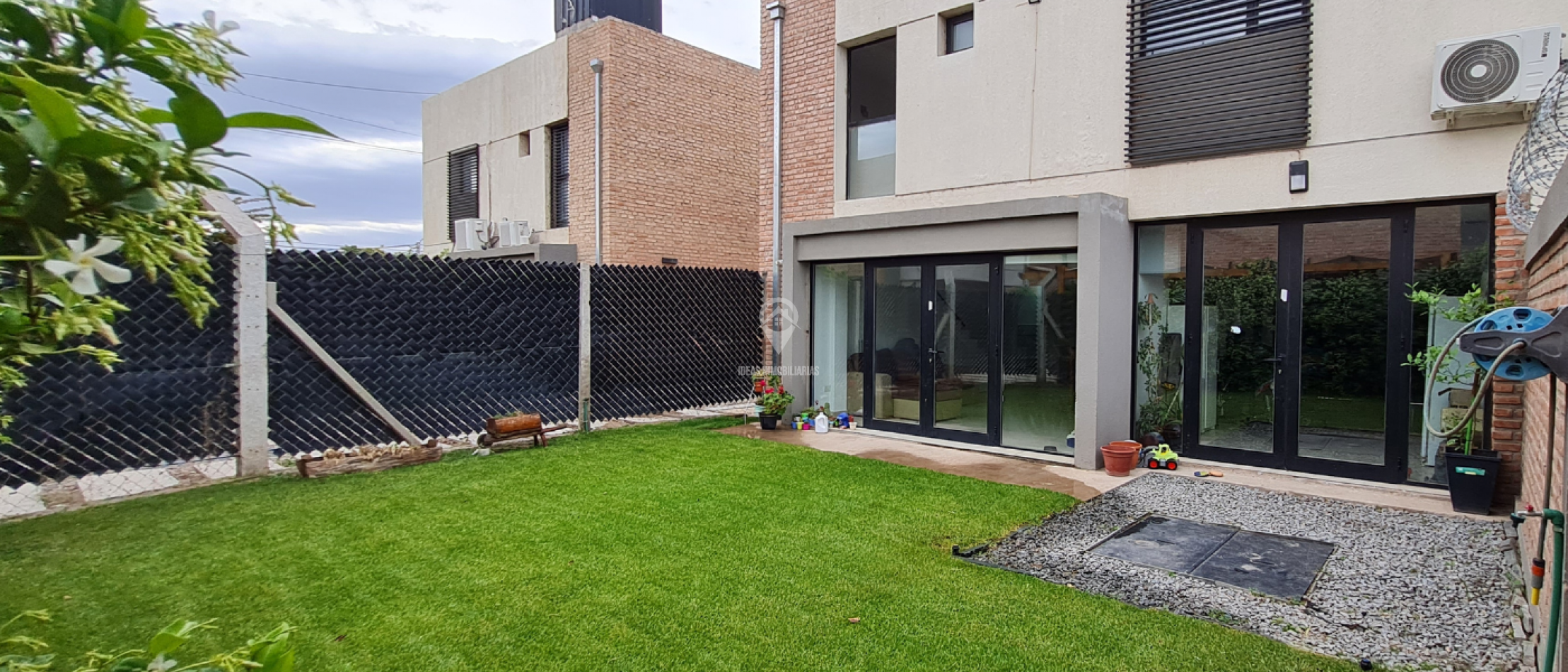 SINOVA: Modernos duplex, de 2 y 3 habitaciones | B° Confluencia Rural