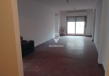 Se vende Departamento calle Primeros Pobladores